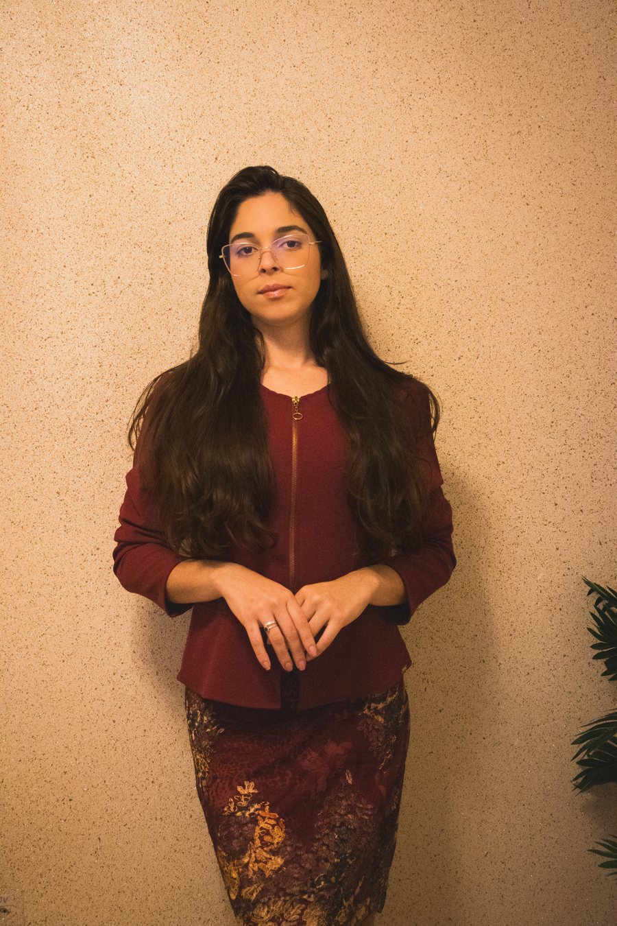 Psi. Glória Gabriele em seu consultório